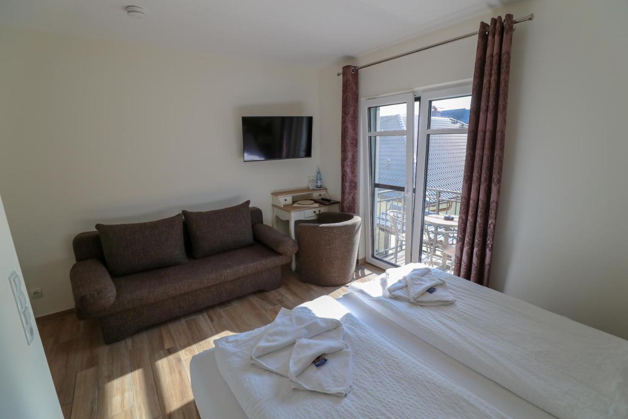 Usedom Bike Hotel & Suites Karlshagen Exterior foto